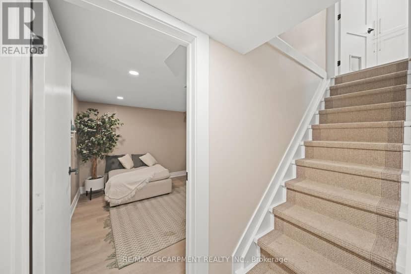 80 Sarah Street — photo 29 of 38