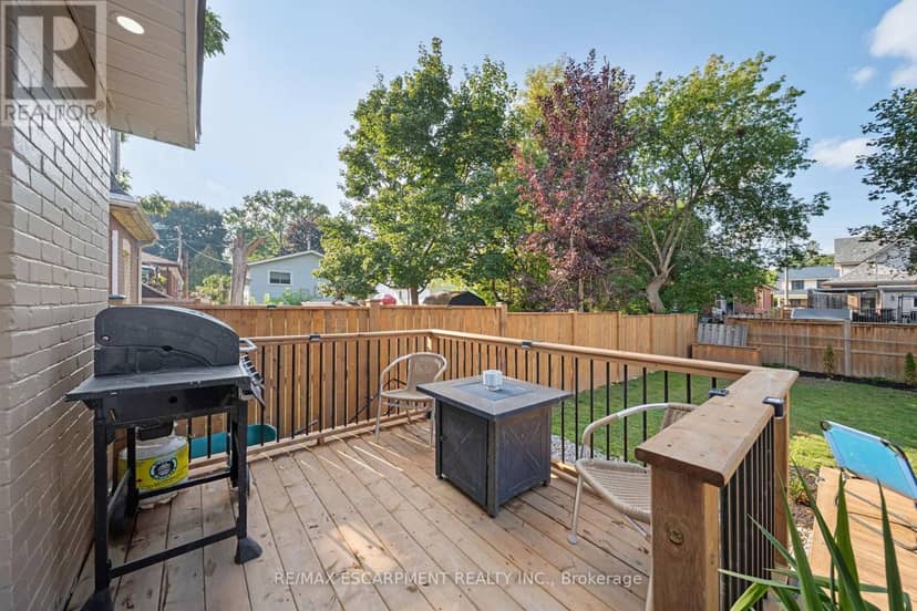 80 Sarah Street — photo 34 of 38