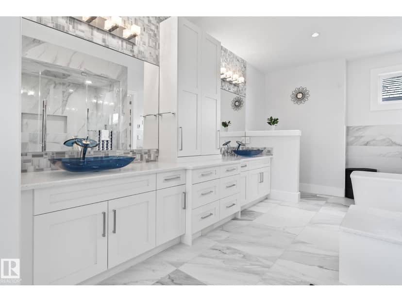 3652 Westcliff Wy SW — photo 38 of 40