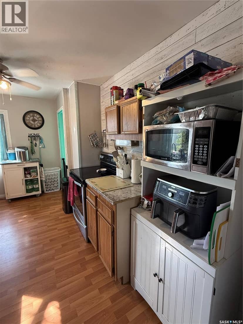 1102 1st Street NE, Carrot River, photo 8