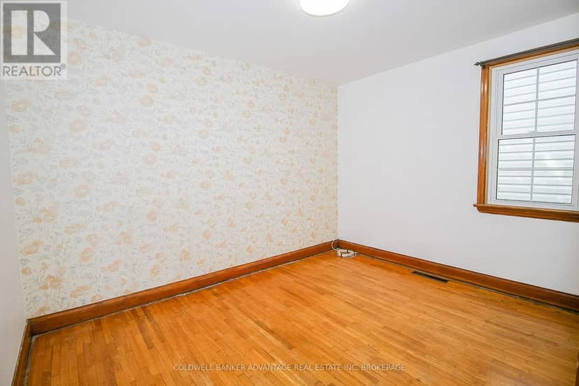 28 Marshall Avenue — photo 17 of 35