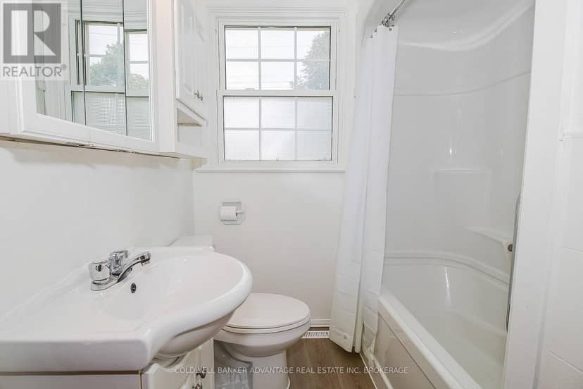 28 Marshall Avenue — photo 19 of 35