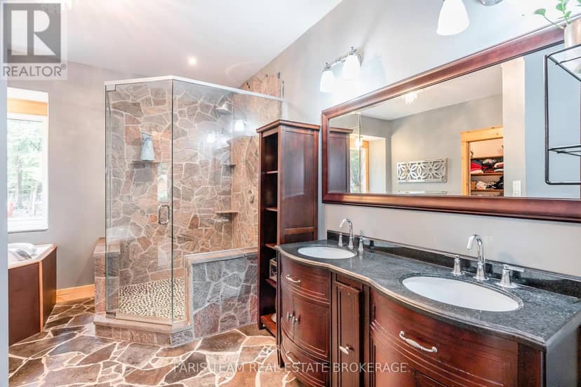 697 Lafontaine Road E — photo 13 of 40