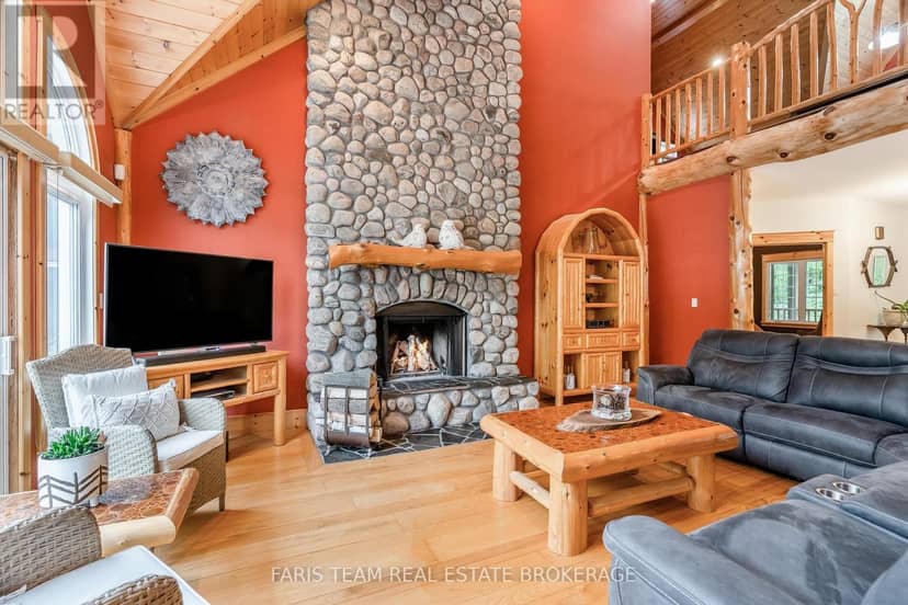 697 Lafontaine Road E, Tiny, photo 7