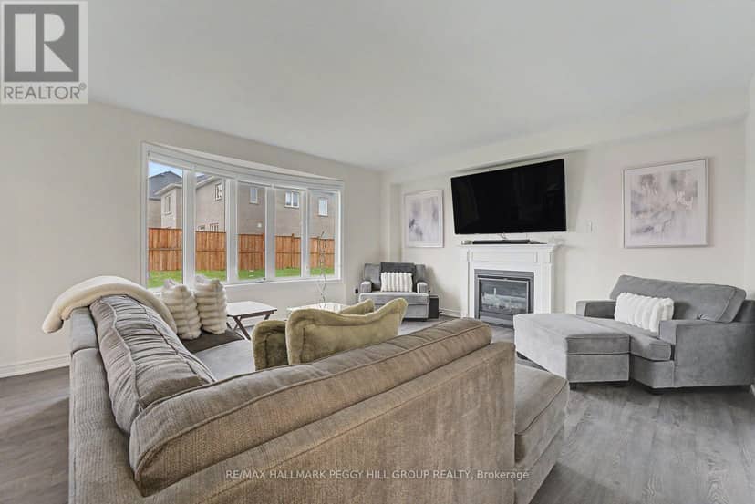 113 Rugman Crescent — photo 4 of 28