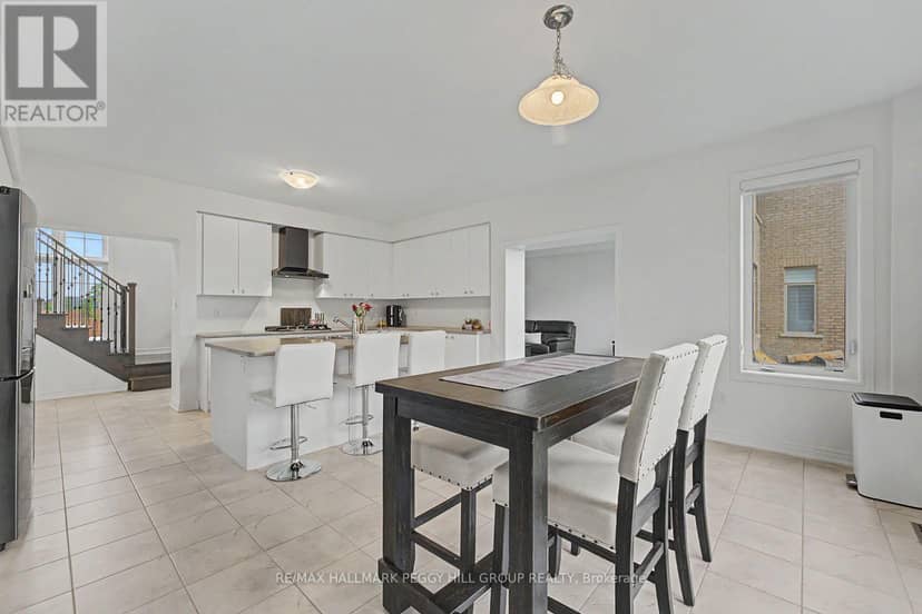 113 Rugman Crescent — photo 7 of 28
