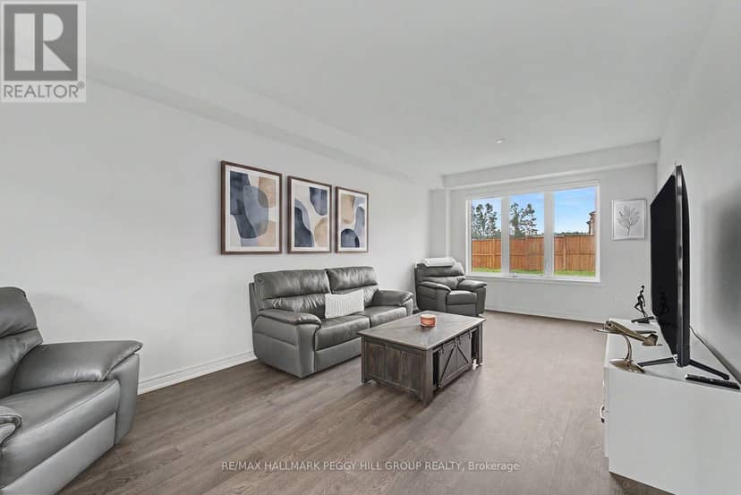 113 Rugman Crescent — photo 8 of 28