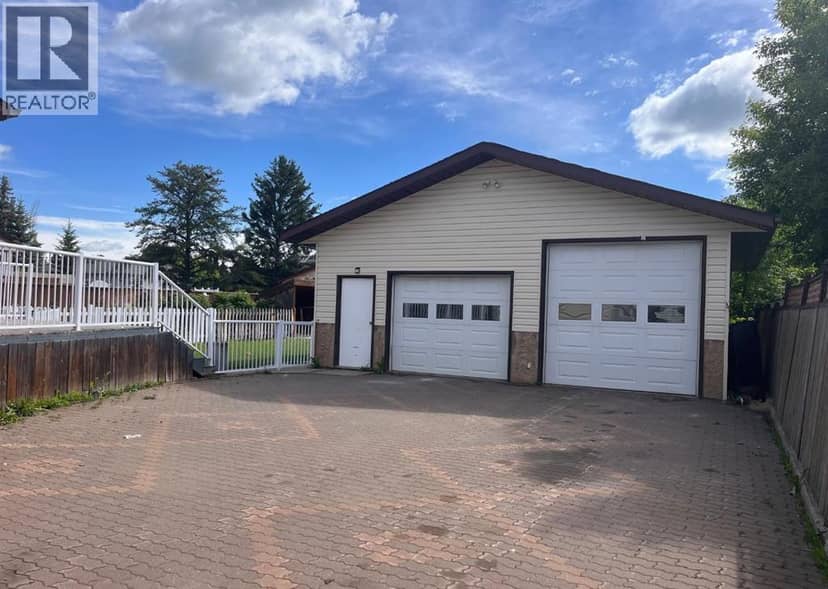 1005 15 Street, Wainwright, photo 3
