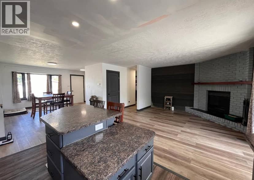 1005 15 Street — photo 12 of 37