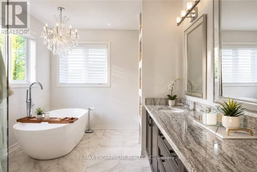 41 Creanona Boulevard — photo 14 of 29