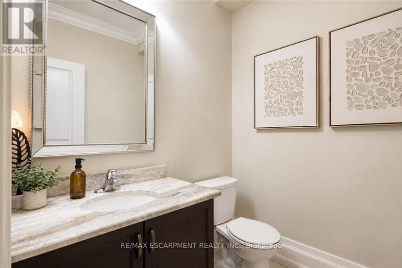 41 Creanona Boulevard — photo 9 of 29