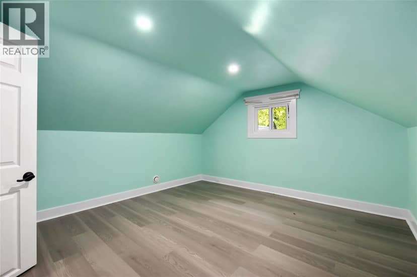192 PENROSE STREET North — photo 9 of 12