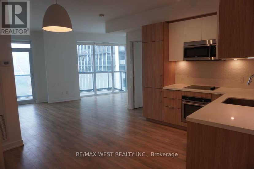1411 - 50 Ordnance Street — photo 5 of 13