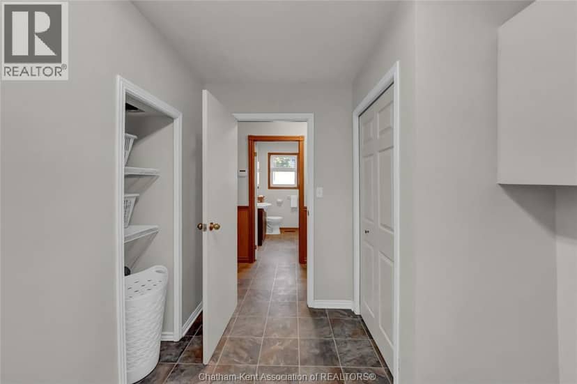 138 Elizabeth Street — photo 21 of 40