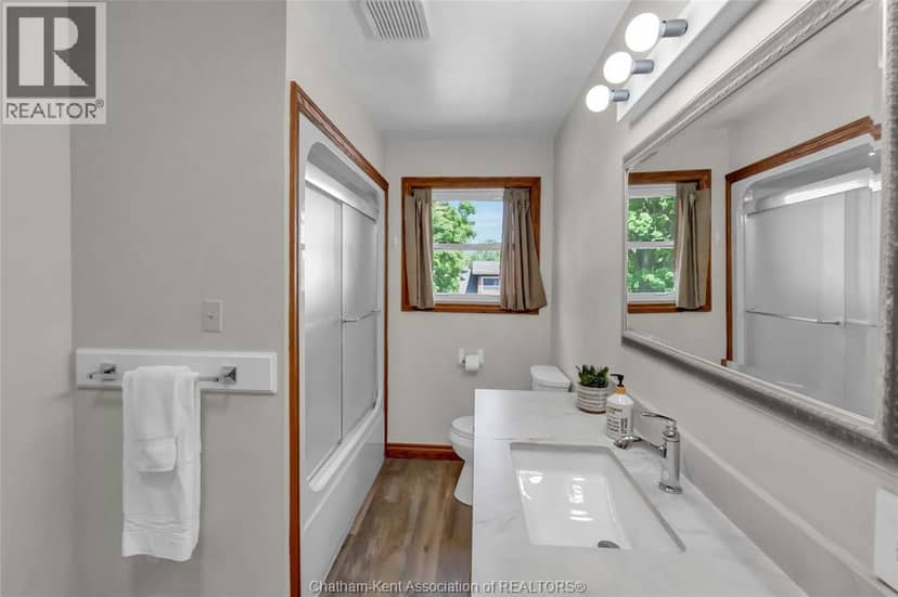 138 Elizabeth Street — photo 28 of 40