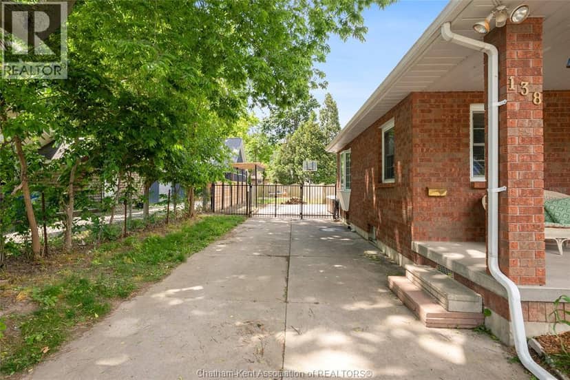 138 Elizabeth Street — photo 40 of 40
