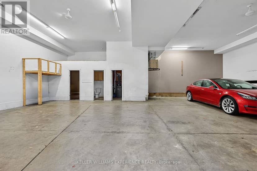 19 Centre Street — photo 15 of 40