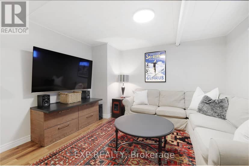 150 Stevenson Crescent — photo 36 of 40