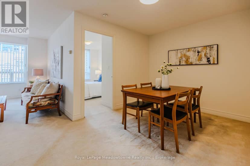 1016 - 5418 Yonge Street — photo 17 of 30