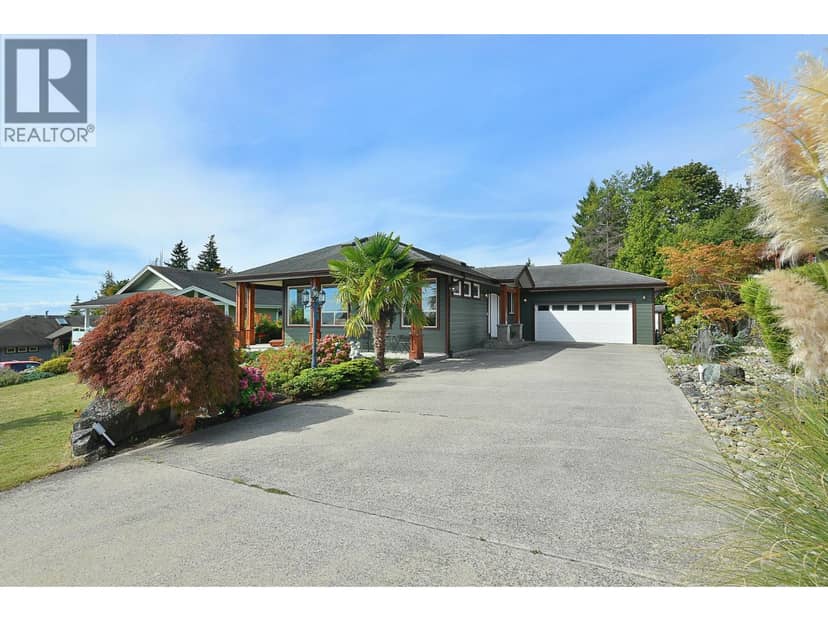 6277 BAILLIE ROAD, Sechelt