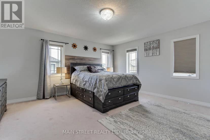 34 Grey Wing Avenue — photo 23 of 40