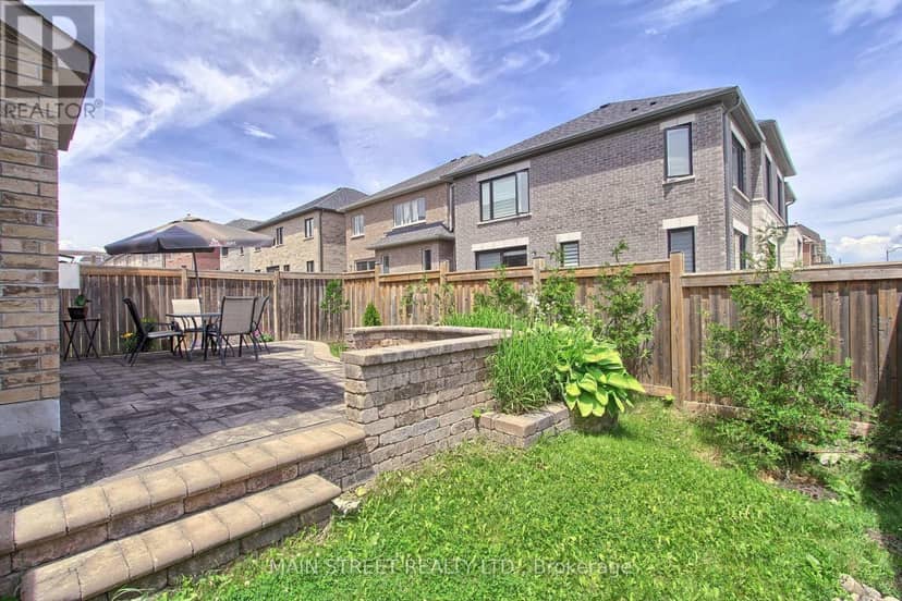 34 Grey Wing Avenue — photo 40 of 40
