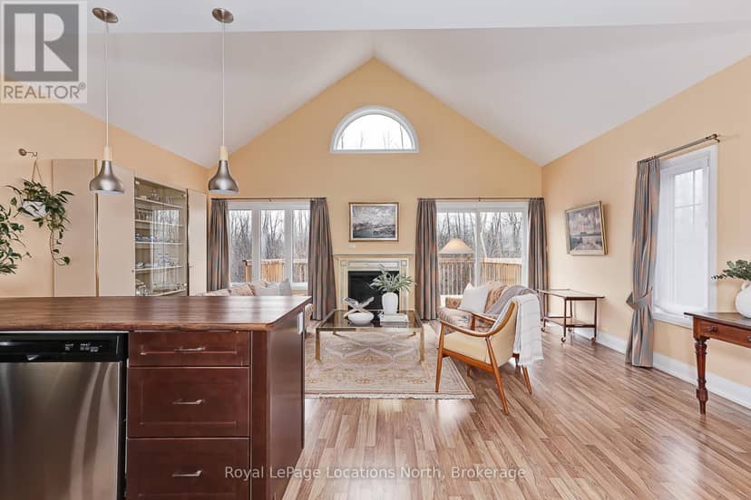 68 Kari Crescent — photo 15 of 40