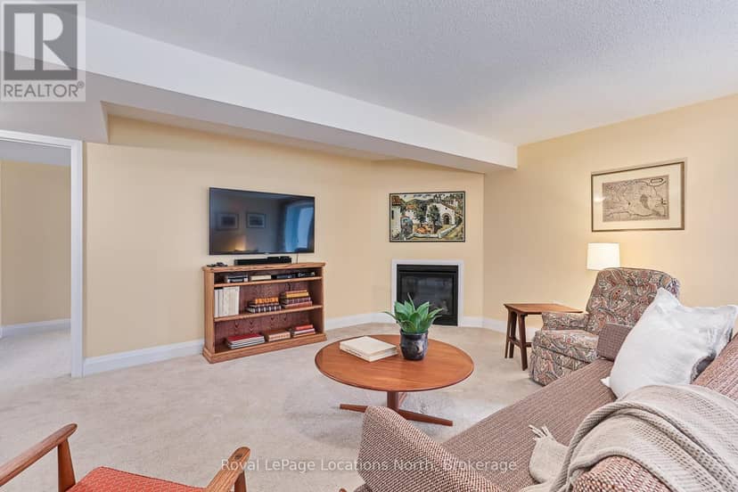 68 Kari Crescent — photo 34 of 40