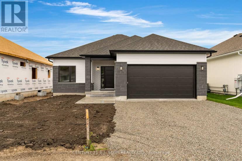 29 Harold Avenue — photo 1 of 40