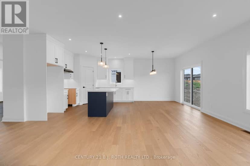 29 Harold Avenue — photo 16 of 40