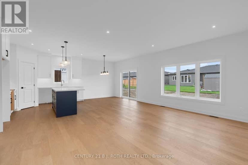 29 Harold Avenue — photo 17 of 40