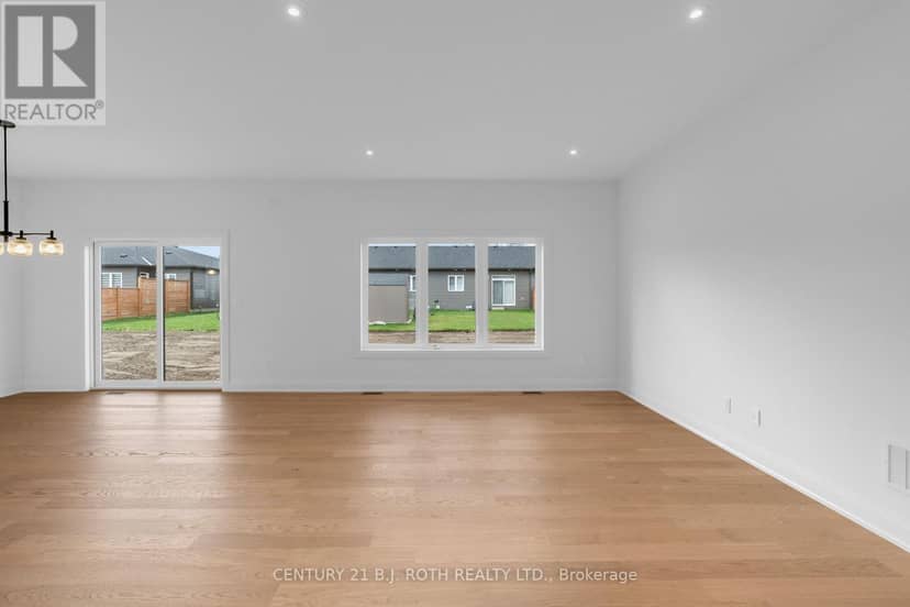 29 Harold Avenue — photo 18 of 40