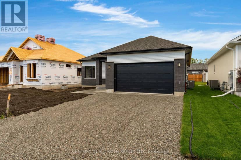29 Harold Avenue — photo 4 of 40