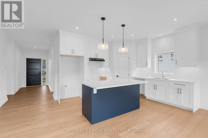 29 Harold Avenue — photo 9 of 40