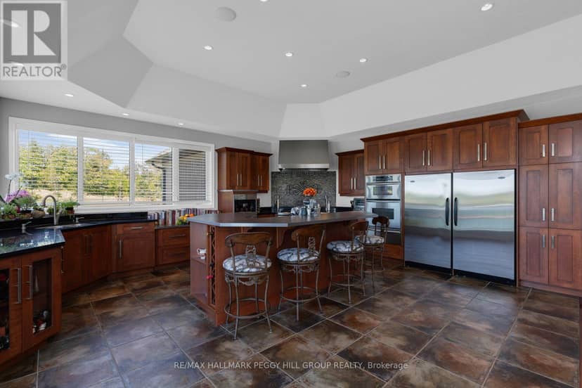 1372 Division Road E, Severn, photo 6
