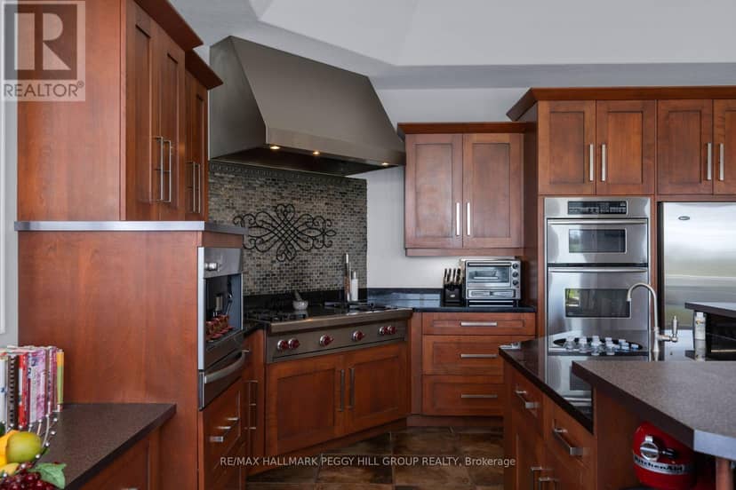1372 Division Road E, Severn, photo 7