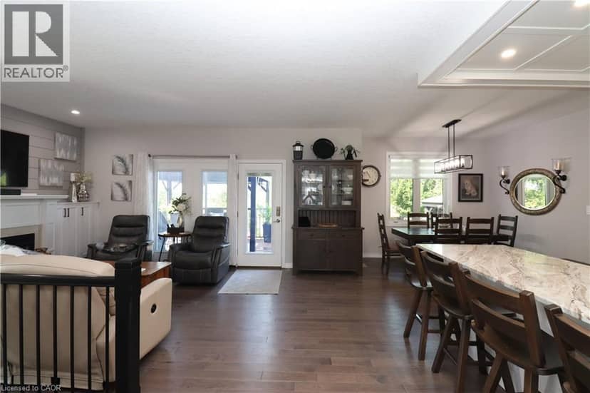42 GRAYDON Drive, Mount Elgin, photo 7