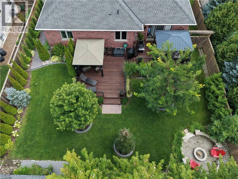 42 GRAYDON Drive — photo 30 of 40