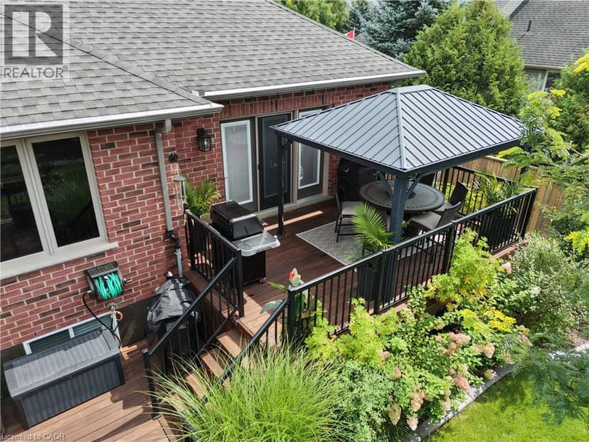 42 GRAYDON Drive — photo 31 of 40