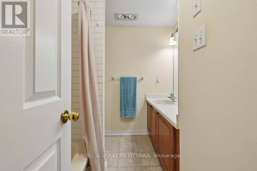 4 - 535 Hilson Avenue — photo 32 of 40