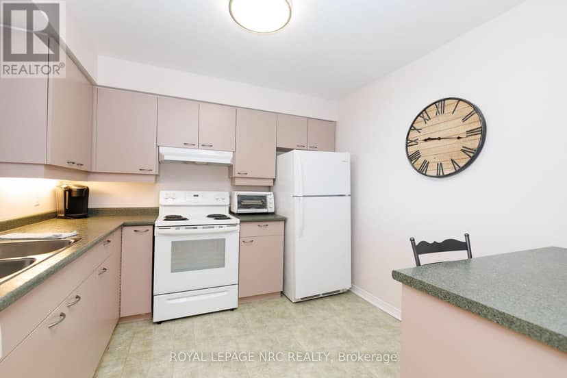 606 - 5100 Dorchester Road — photo 10 of 37