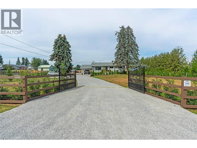 6550 Herry Road, Vernon, photo 3