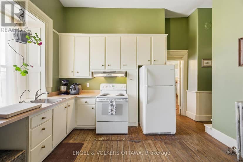 382 McGill Street — photo 17 of 40