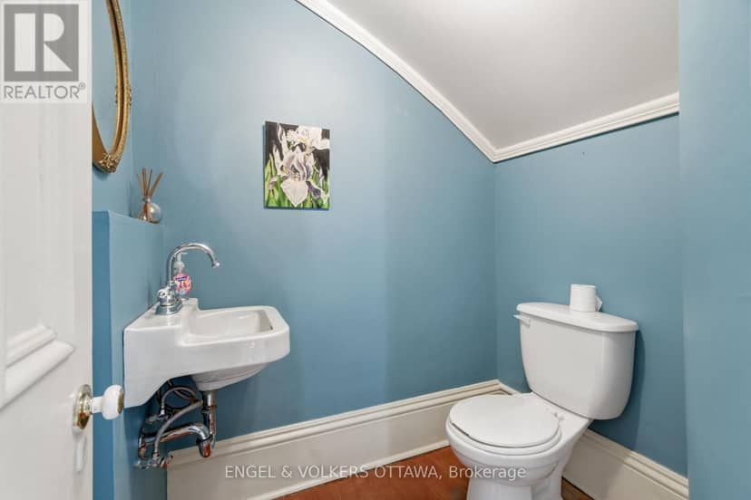 382 McGill Street — photo 21 of 40