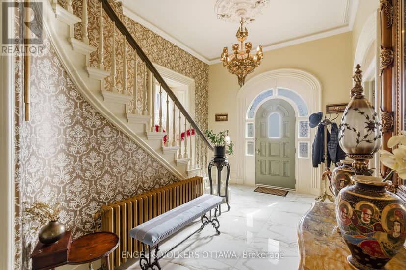 382 McGill Street — photo 4 of 40