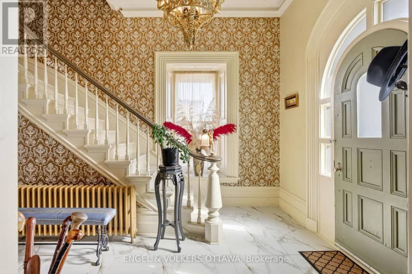 382 McGill Street — photo 7 of 40