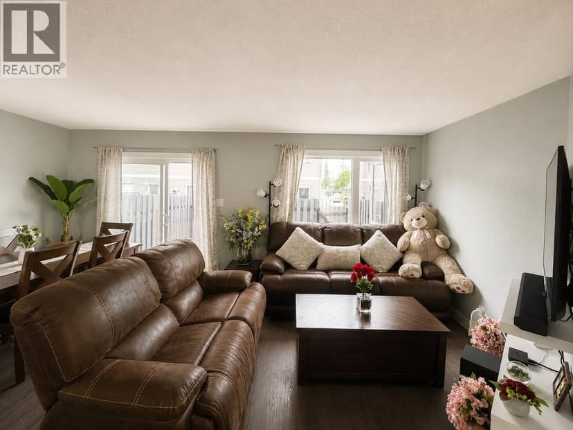 319 2550 S OSPIKA BOULEVARD, Prince George, photo 3