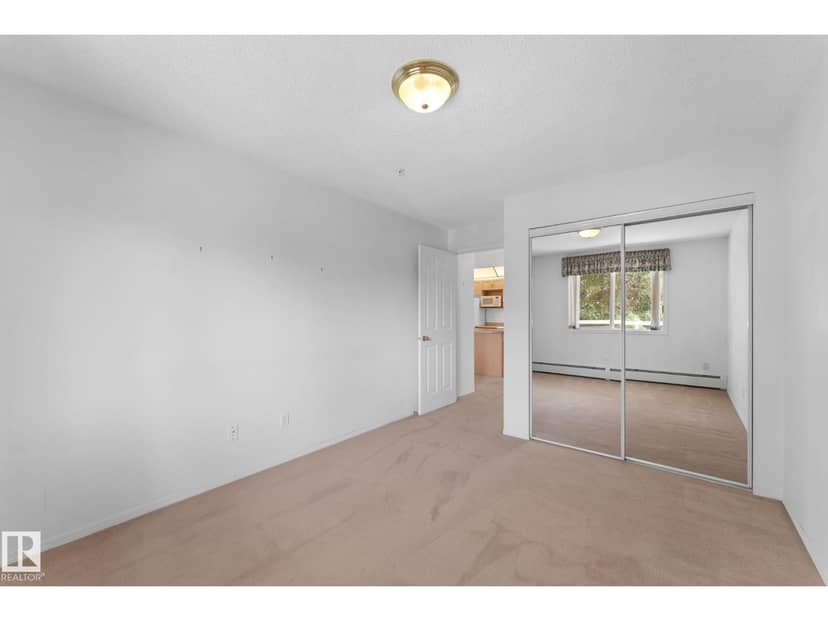 #225 10511 42 AV NW — photo 22 of 31