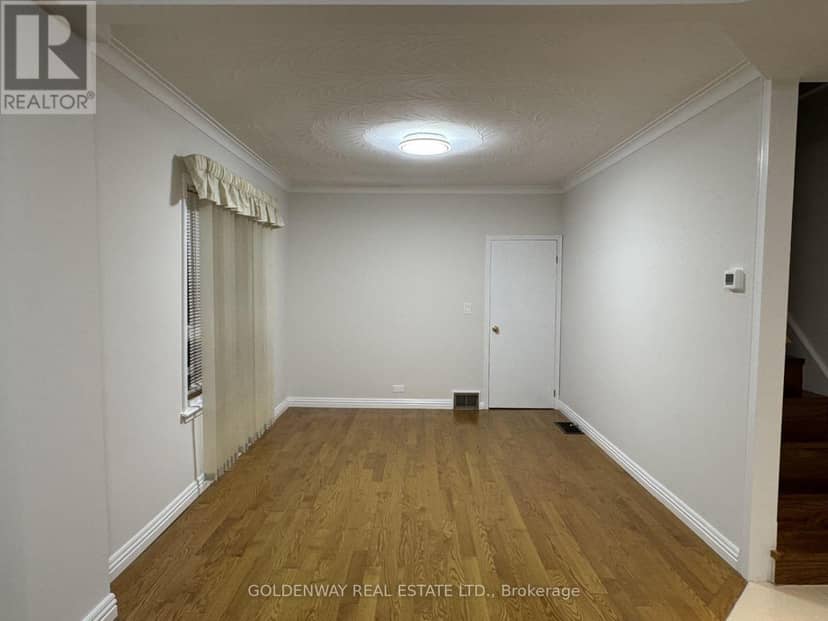327 Springdale Boulevard — photo 8 of 31