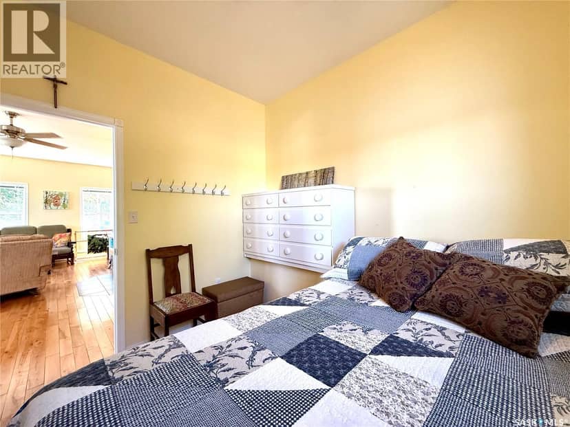 144 Lakeview DRIVE — photo 18 of 40
